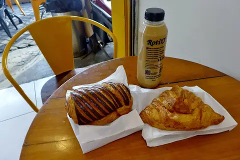 The Heritage Bakery And The Cake Shop photo 3
